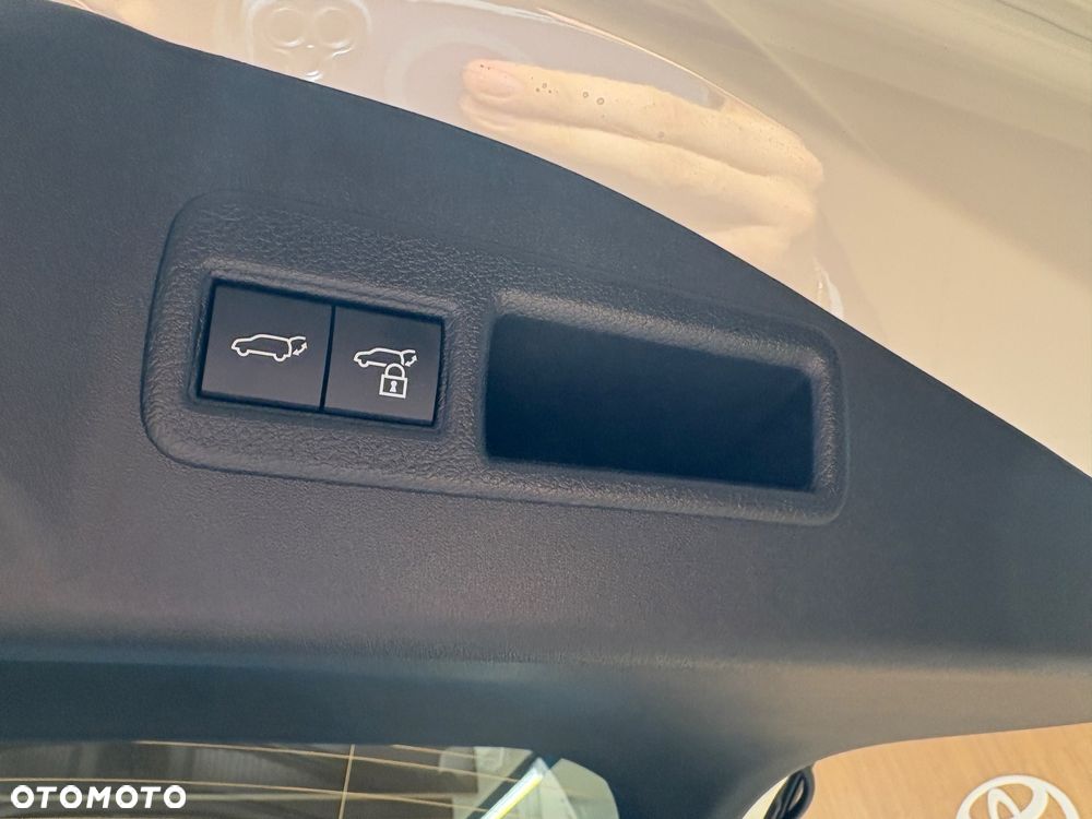 Toyota bZ4X 73.1kWh 4x4 Executive - 27