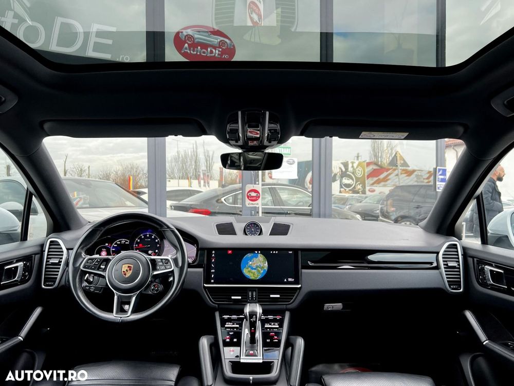 Porsche Cayenne - 7
