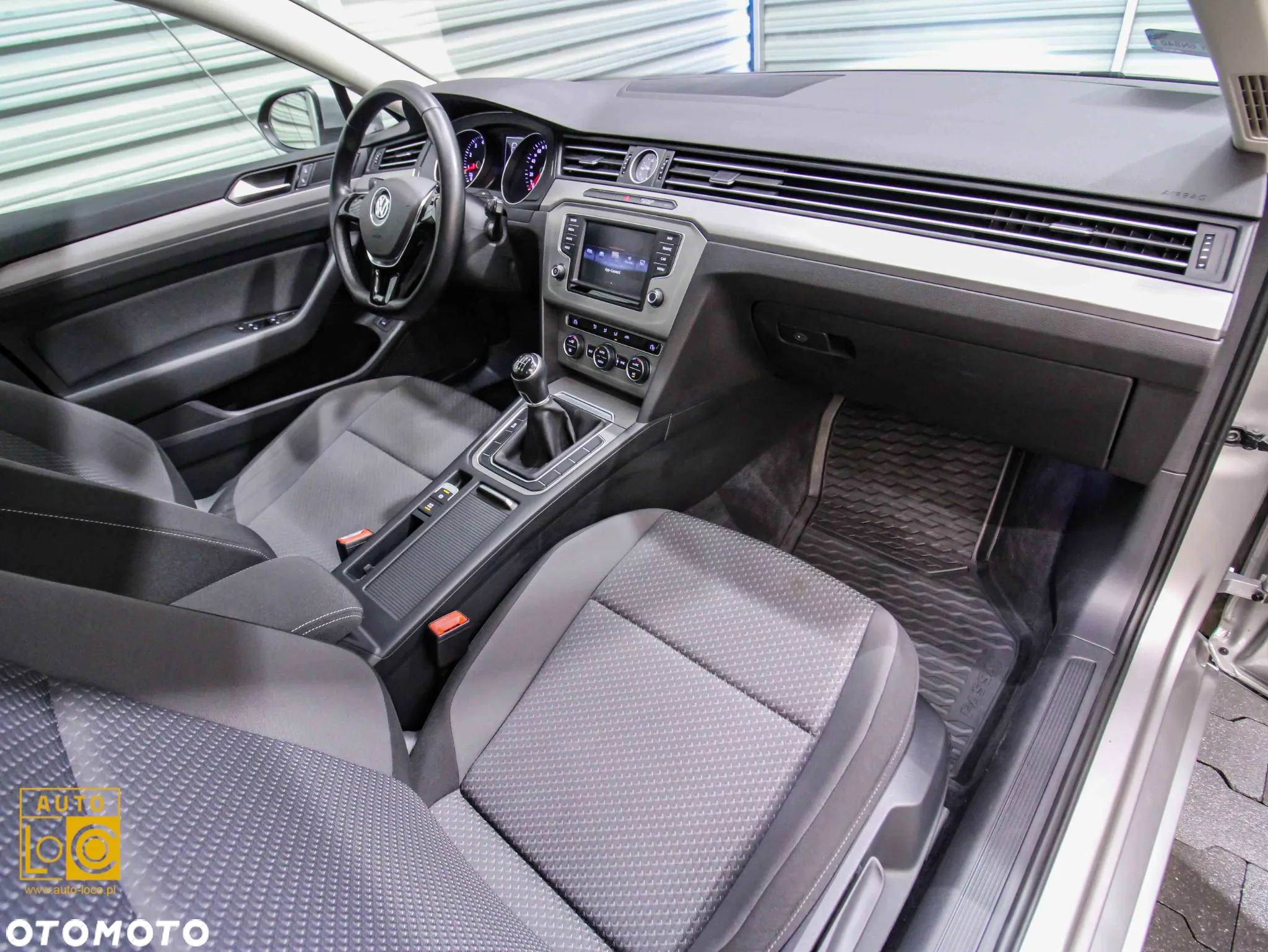 Volkswagen Passat 1.4 TSI BMT Trendline - 9