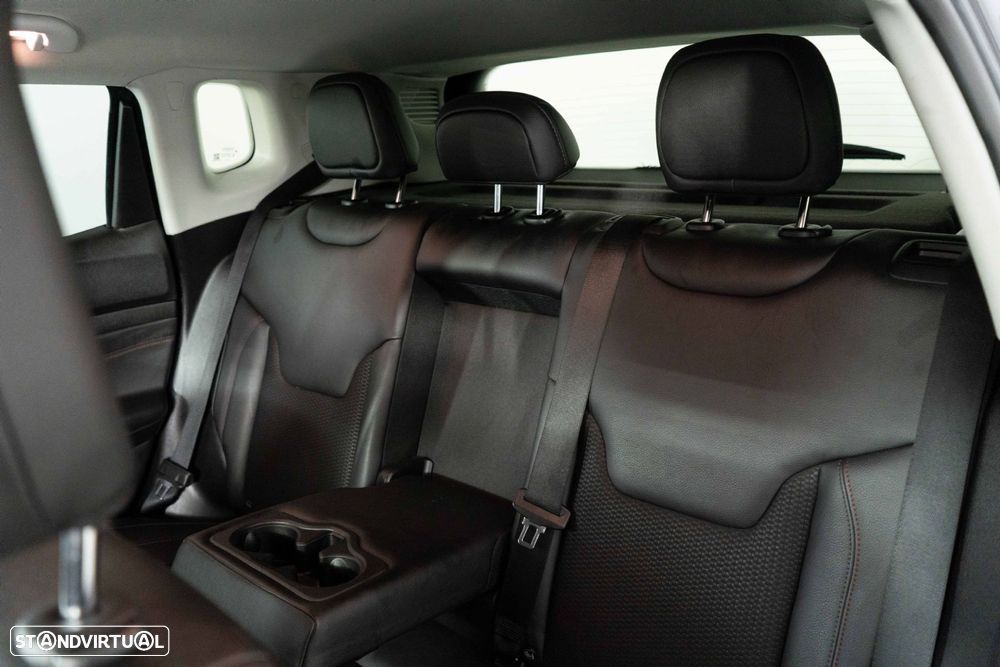 Jeep Compass 1.3 TG 4Xe Trailhawk - 9