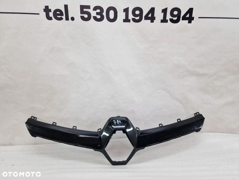 RENAULT MEGANE 3 III LIFT 13-15 LISTWA / ATRAPA / GRILL PRZEDNI PRZÓD , NR 620722843R , NR AUKCJI GL784 - 1