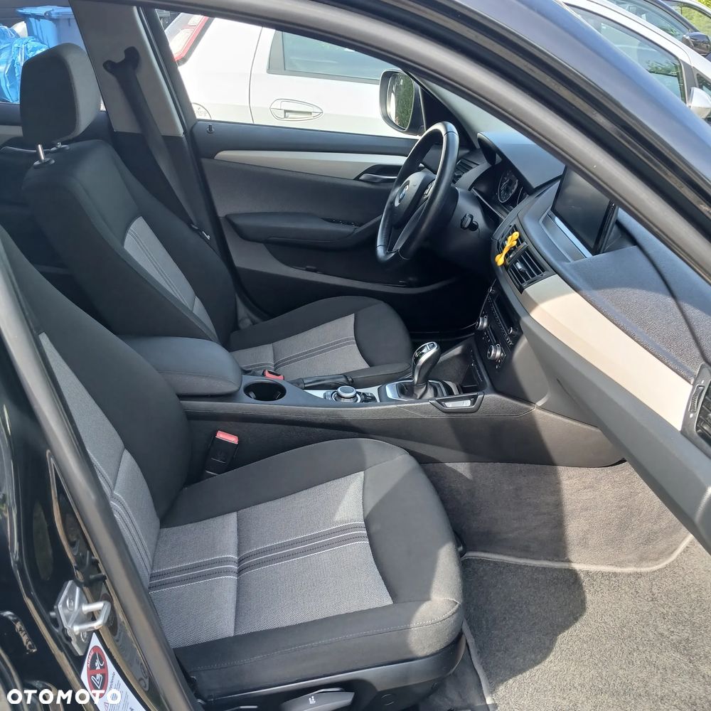 BMW X1 sDrive20i - 12