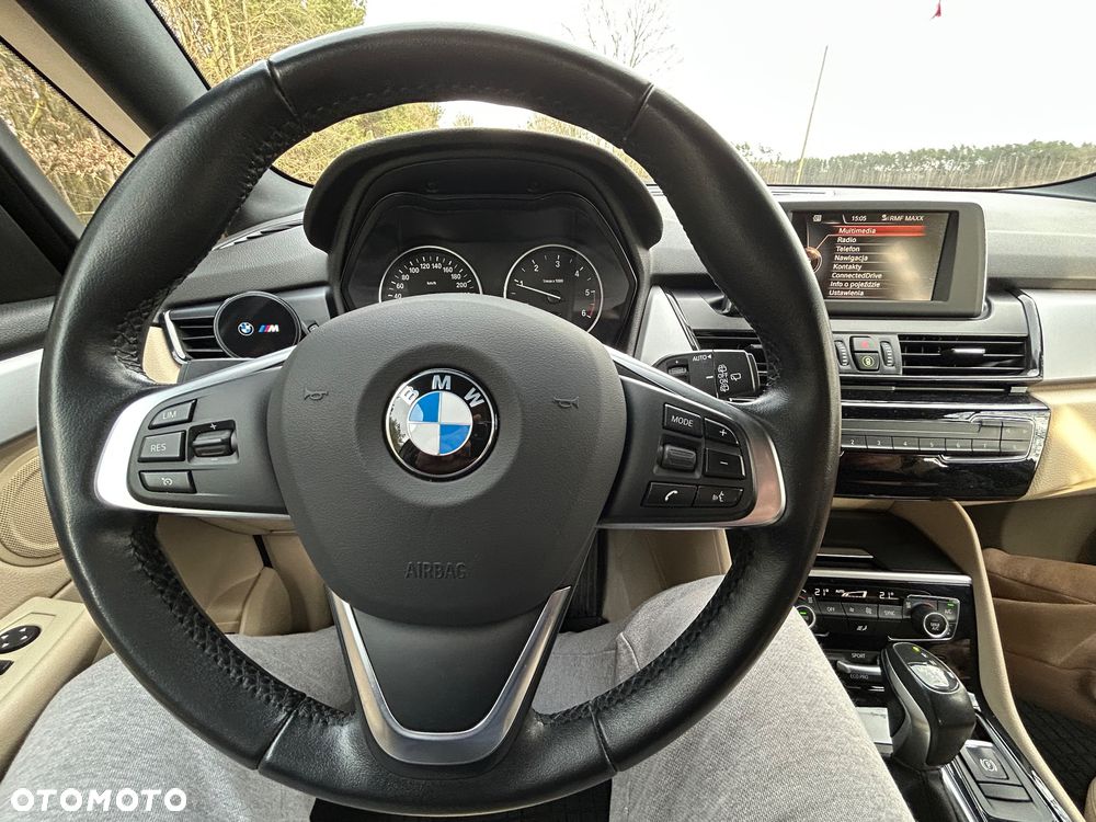 BMW Seria 2 220d - 16