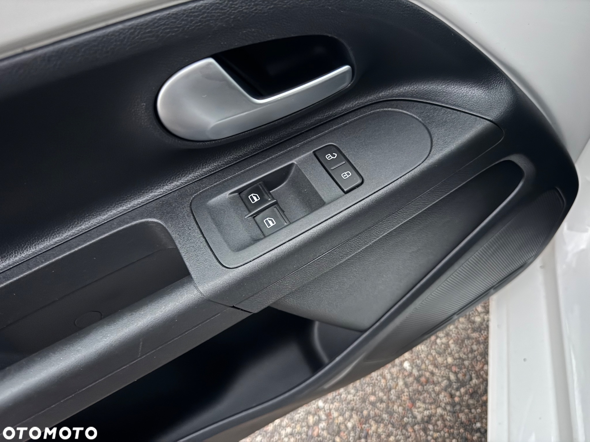 Volkswagen up! 1.0 move - 23