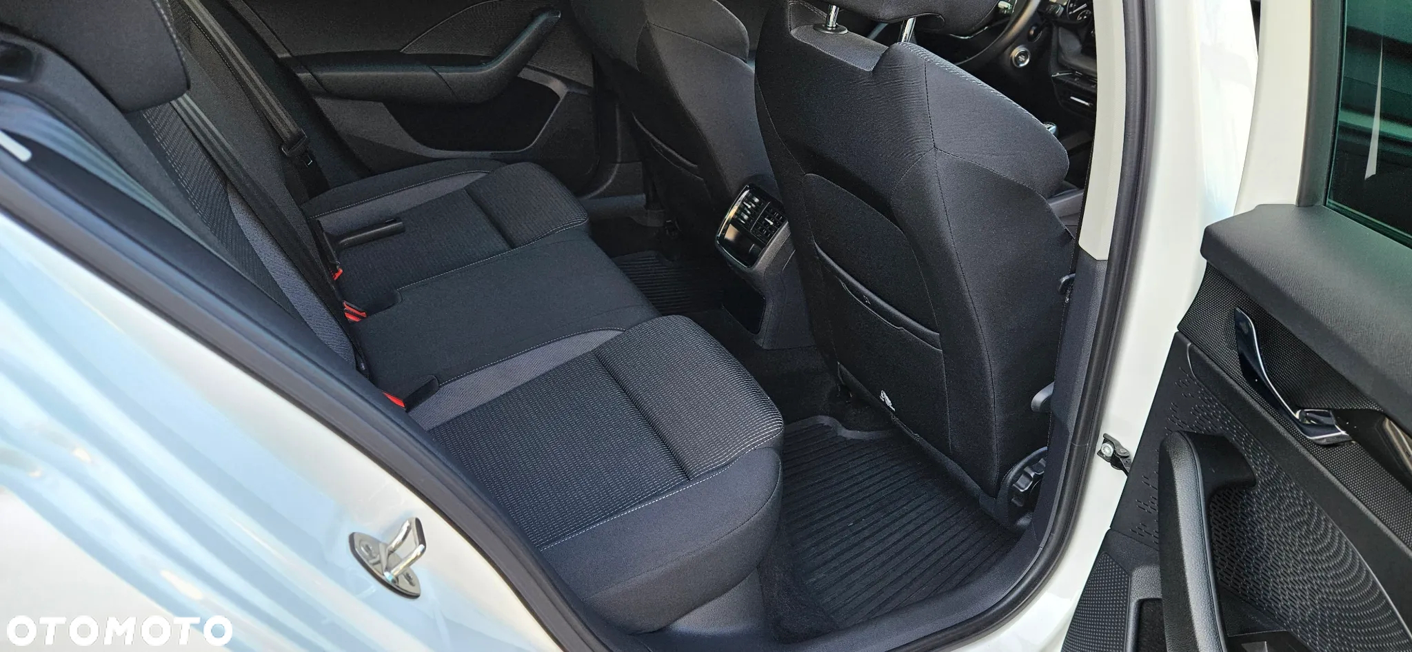 Skoda Octavia 1.5 TSI ACT Ambition - 16