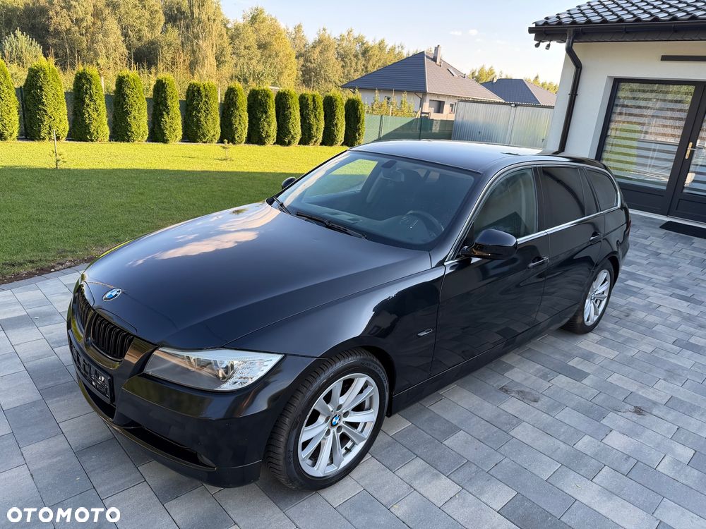 BMW Seria 3 325i Touring - 5