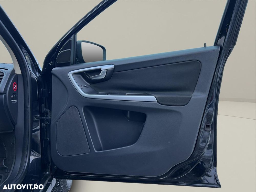 Volvo XC 60 DRIVe Momentum - 18