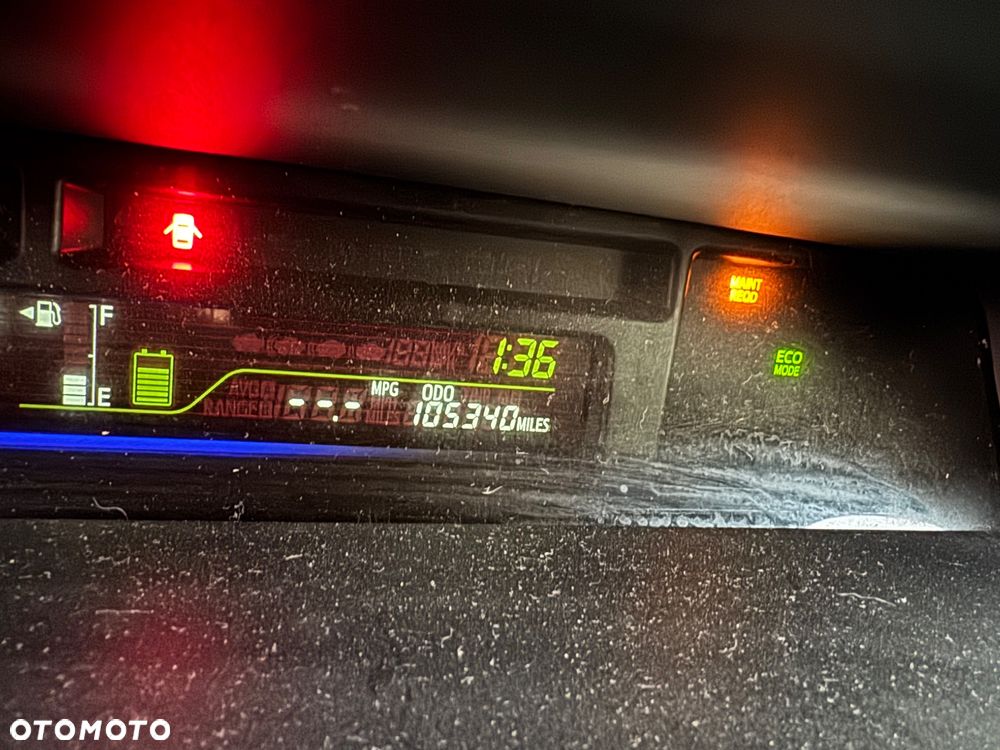 Toyota Prius+ (Hybrid) - 12