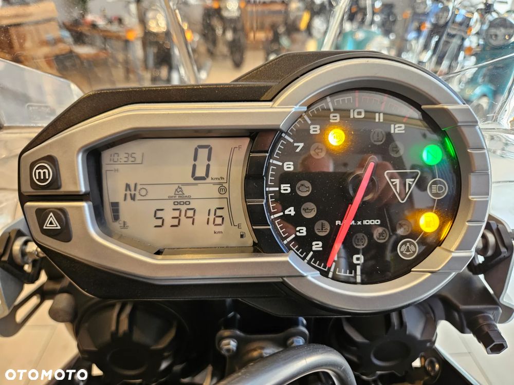 Triumph Tiger - 10