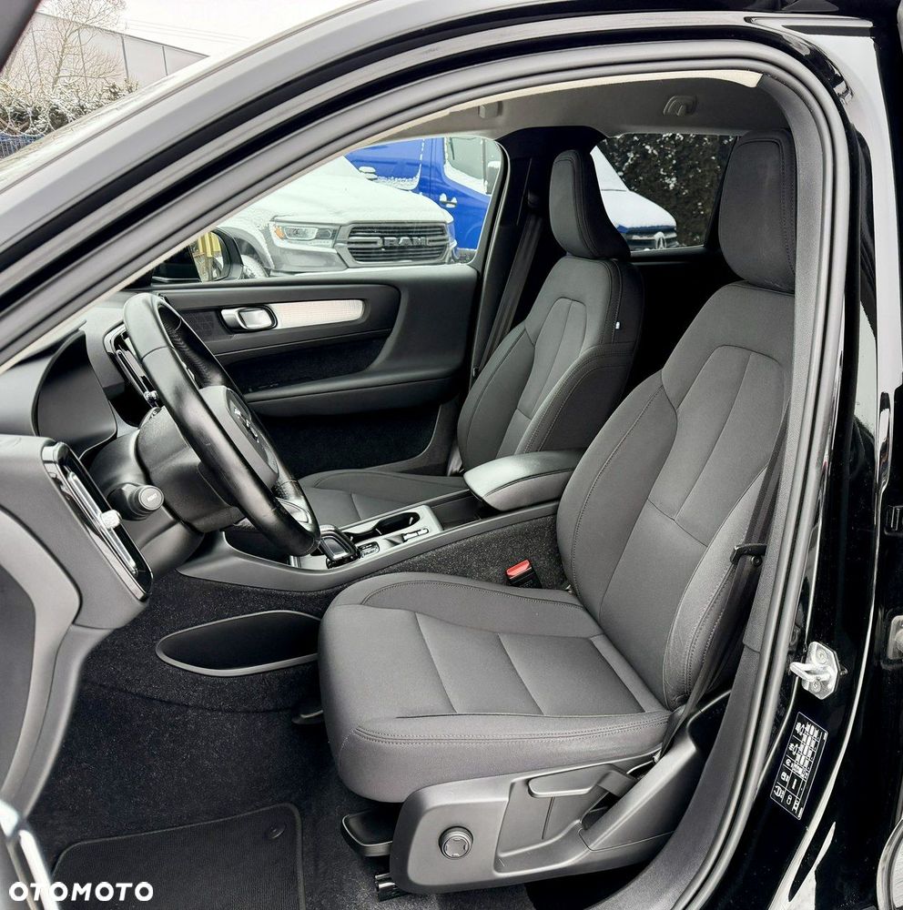 Volvo XC 40 T5 Twin Engine DKG Momentum Pro - 15