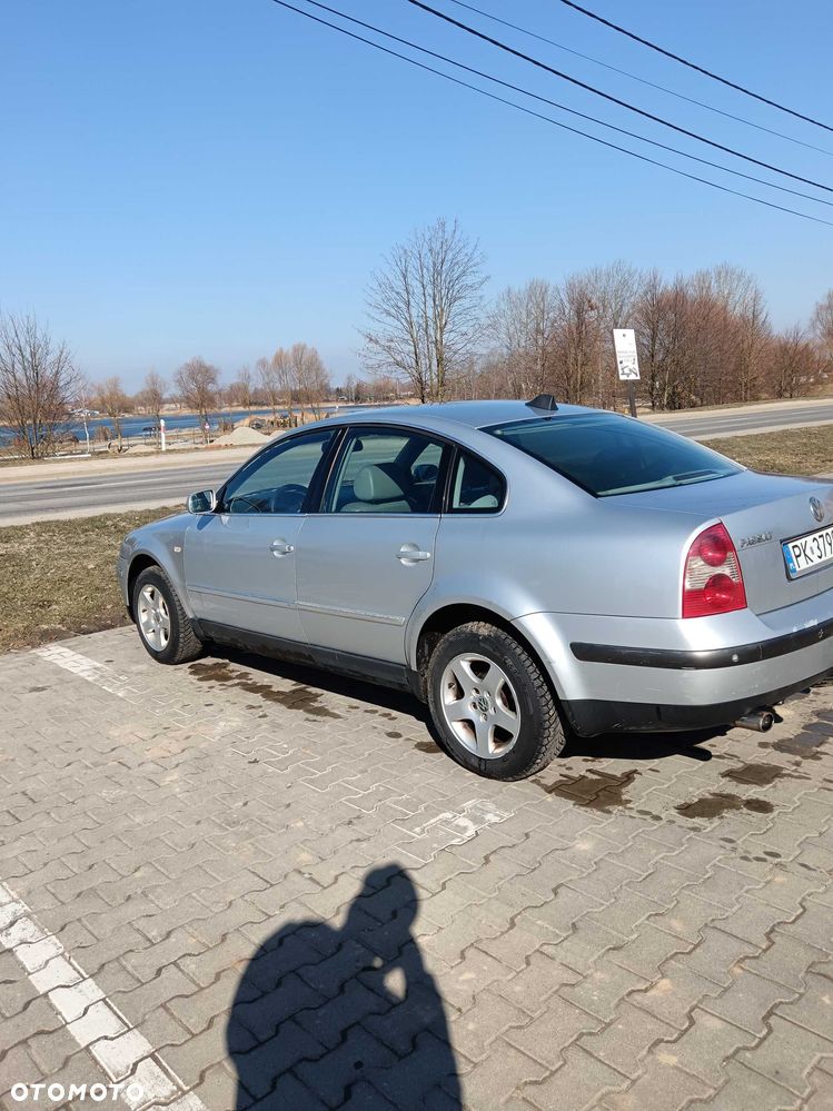 Volkswagen Passat - 3