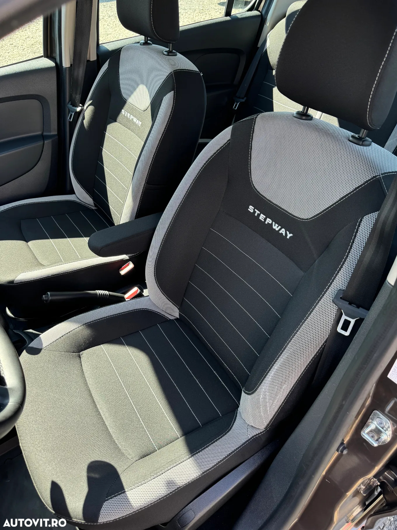 Dacia Sandero Stepway 0.9 TCe Prestige - 8