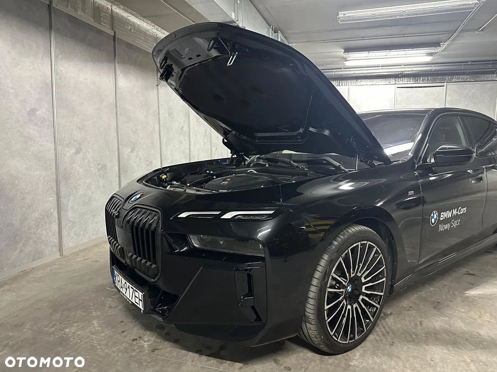 BMW Seria 7 - 34