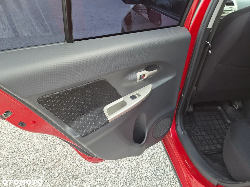 Toyota Urban Cruiser - 17