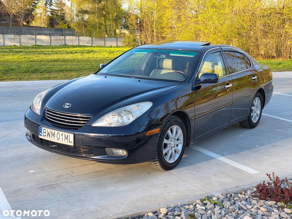 Lexus ES - 1