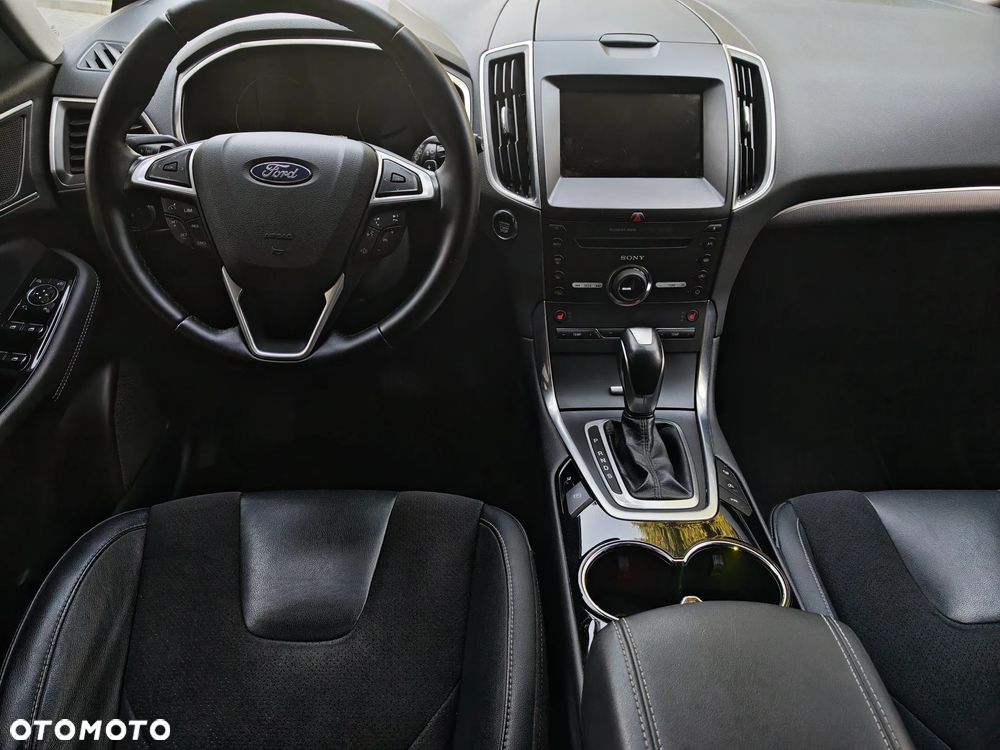 Ford S-Max 2.0 TDCi Titanium PowerShift - 21