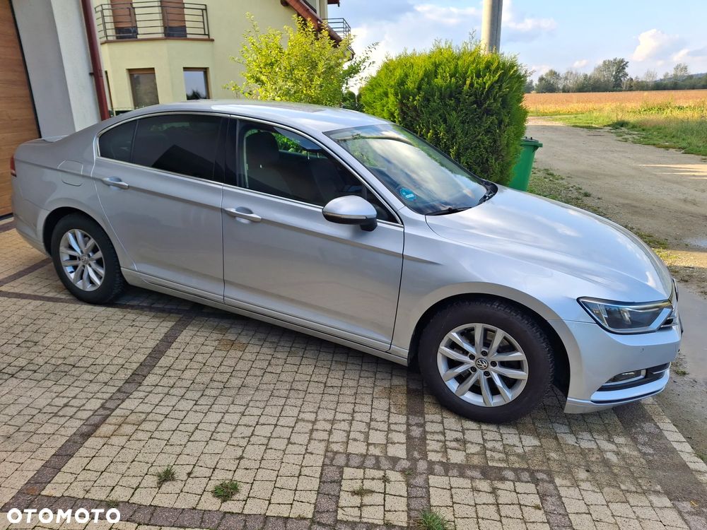 Volkswagen Passat 2.0 TDI (BlueMotion Technology) Trendline - 8