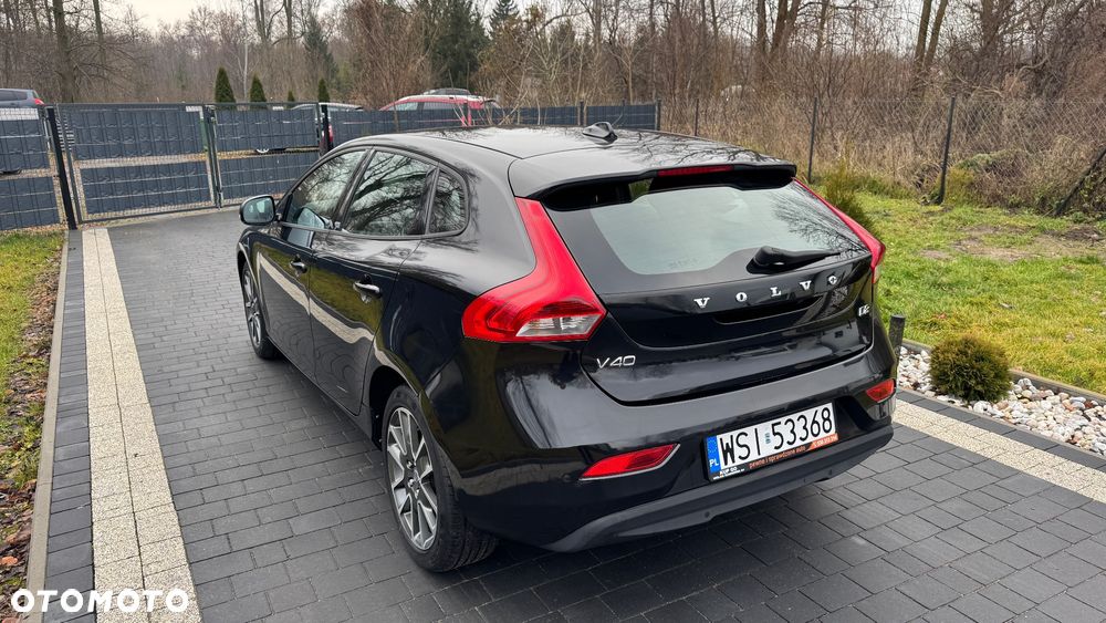 Volvo V40 D2 Kinetic - 16