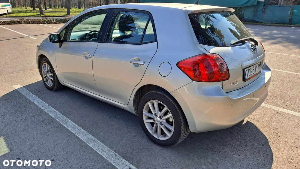 Toyota Auris - 5