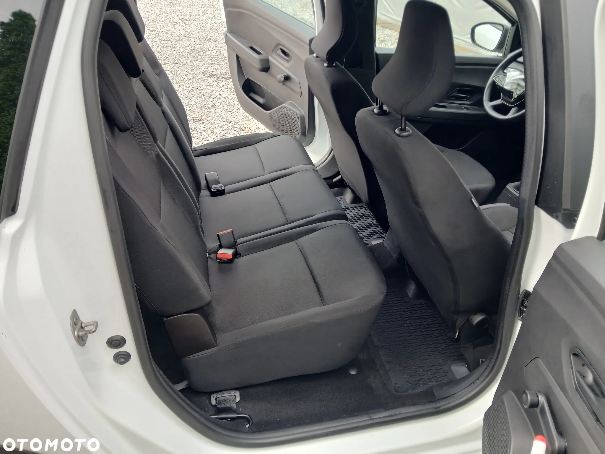 Dacia Jogger 1.0 TCe Essential - 16