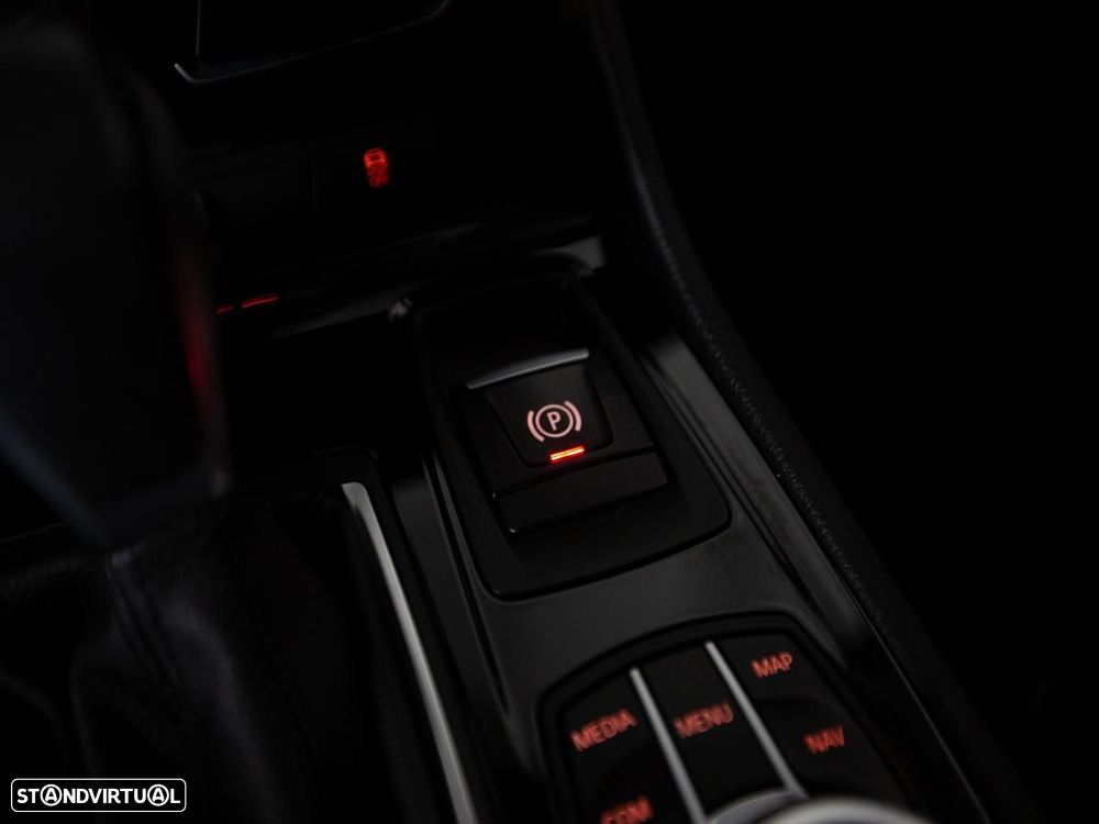 BMW 225xe Active Tourer Advantage - 22