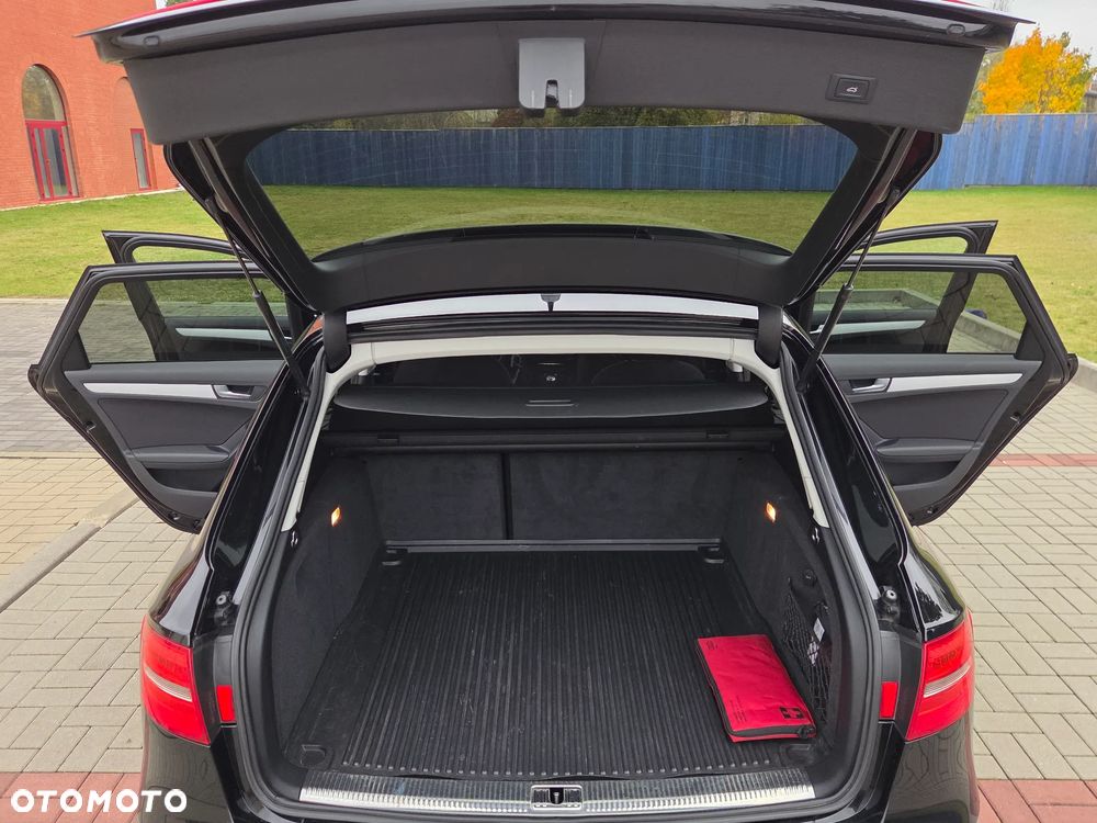 Audi A4 Avant - 27