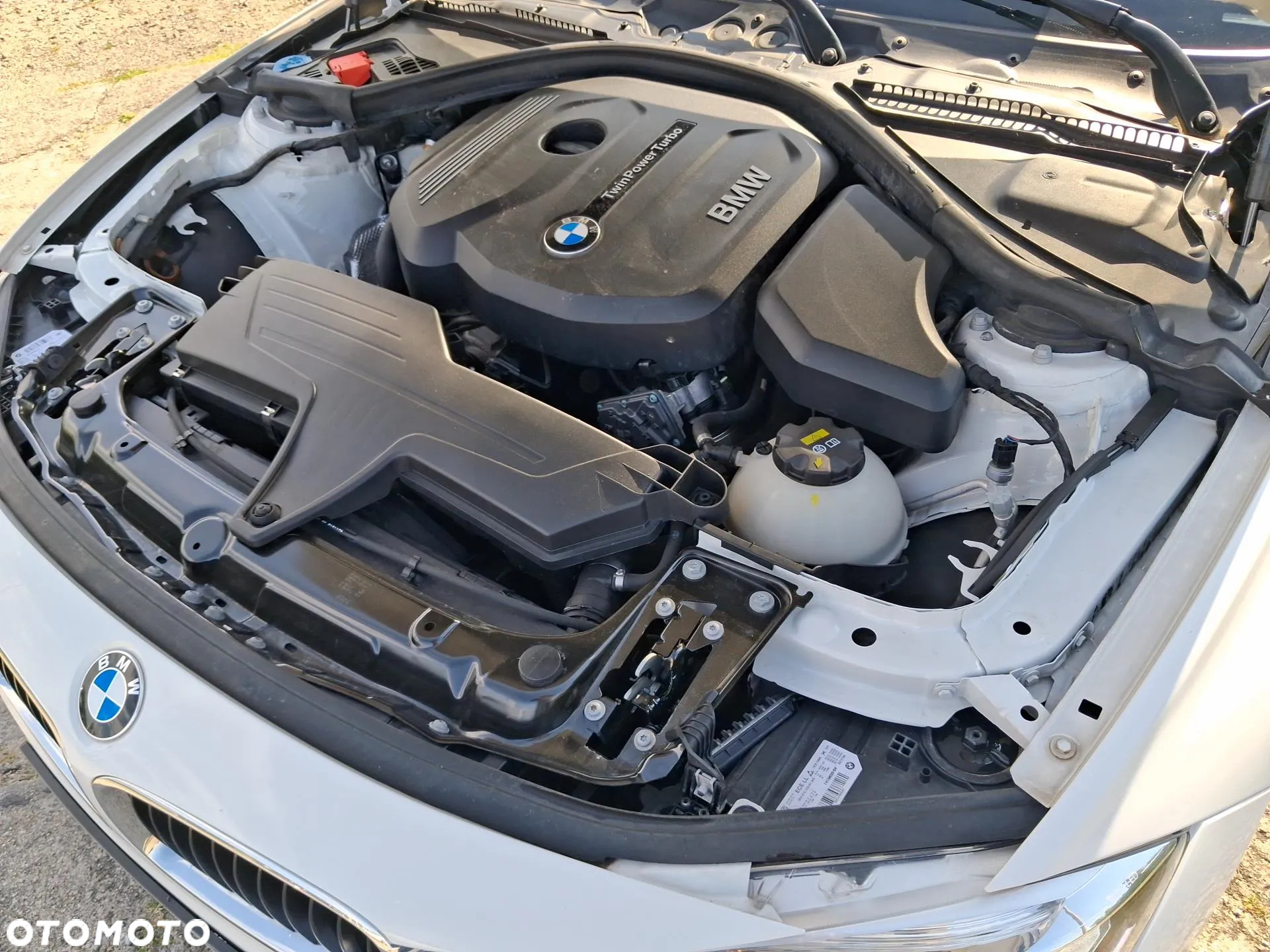 BMW Seria 3 318i Advantage - 32