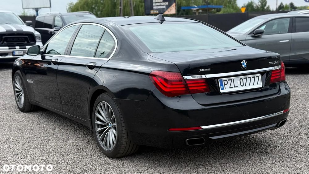 BMW Seria 7 750d xDrive - 12