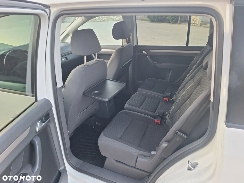 Volkswagen Touran 1.4 TSI Highline DSG - 10