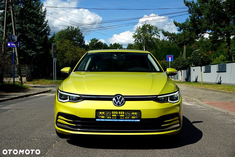 Volkswagen Golf - 10
