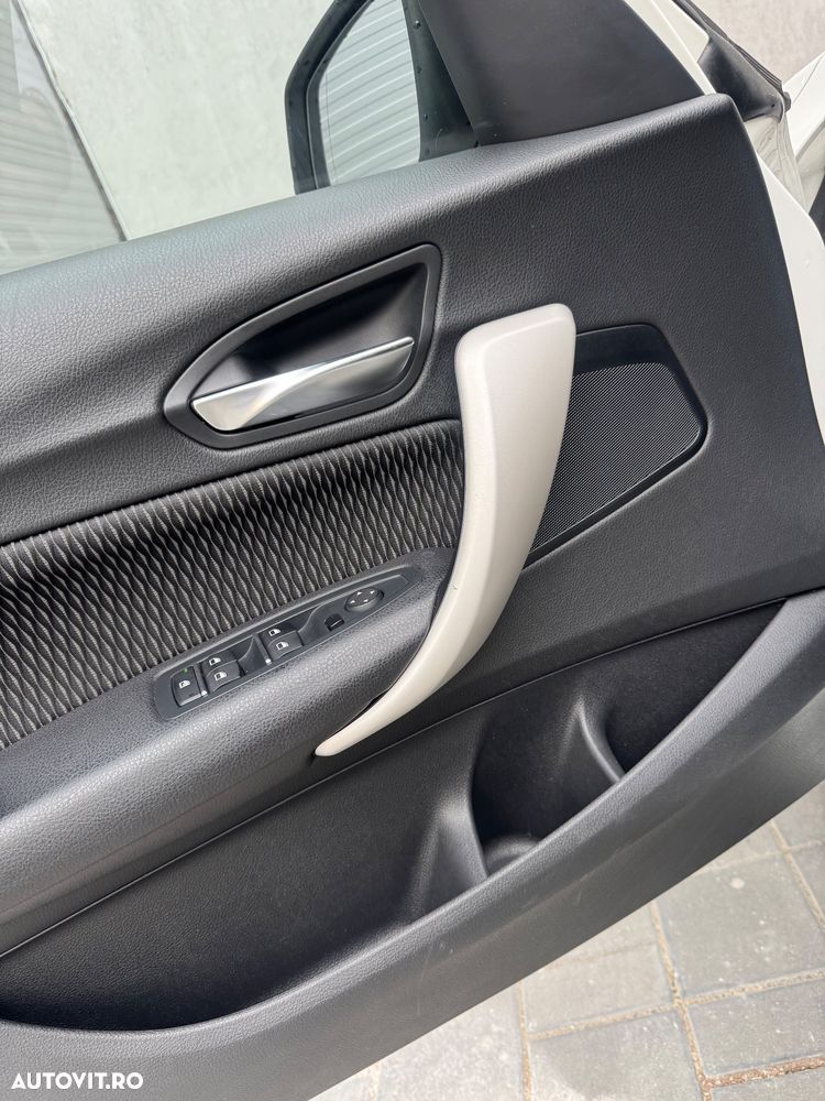 BMW Seria 1 - 25
