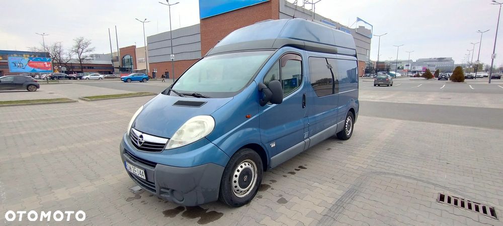 Opel Vivaro - 2