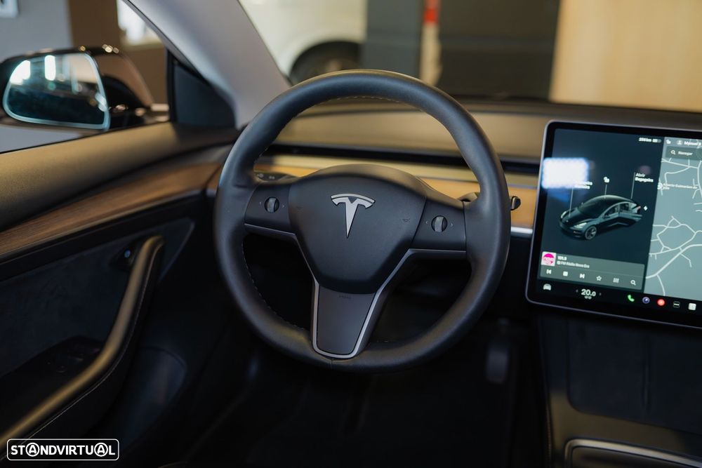 Tesla Model 3 Long-Range Dual Motor AWD - 29