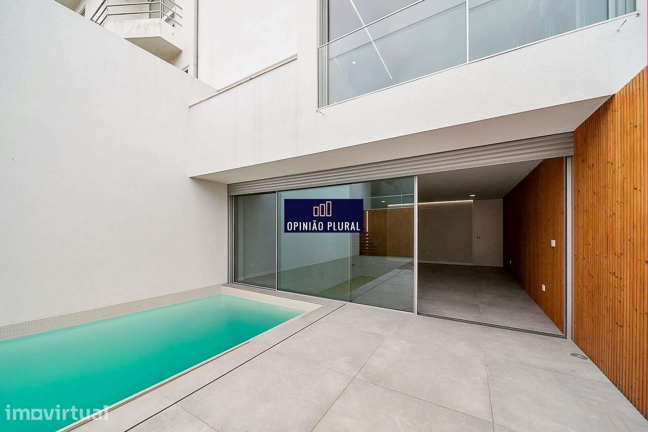 T4 Espaçosa com Escritório e Piscina Pronta a Habitar - Grande imagem: 3/40