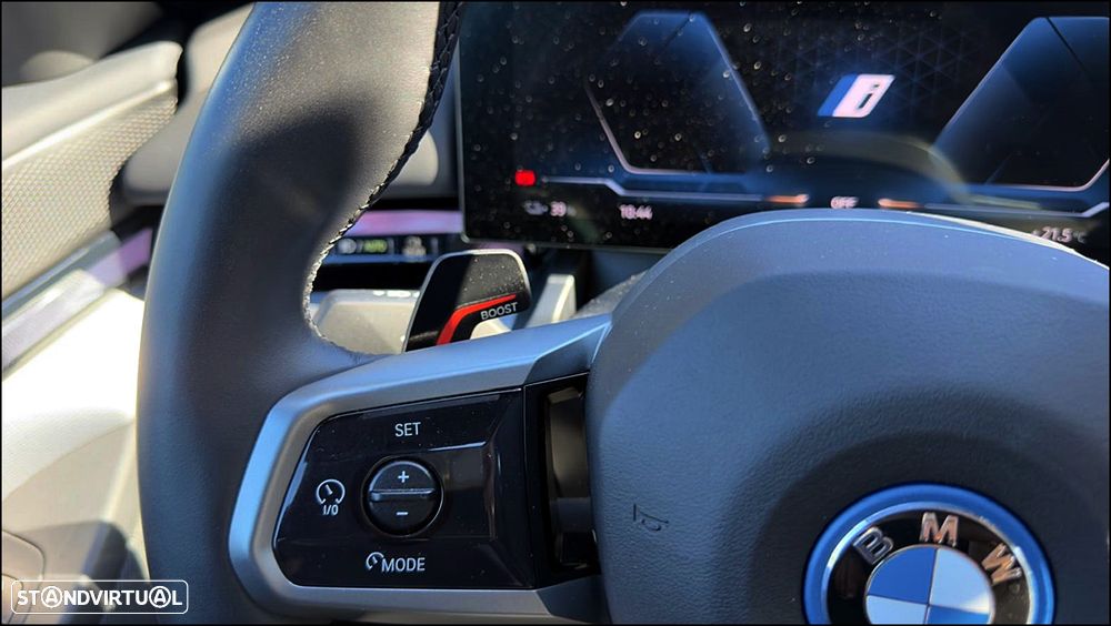 BMW i5 eDrive40 Pack Desportivo M - 44