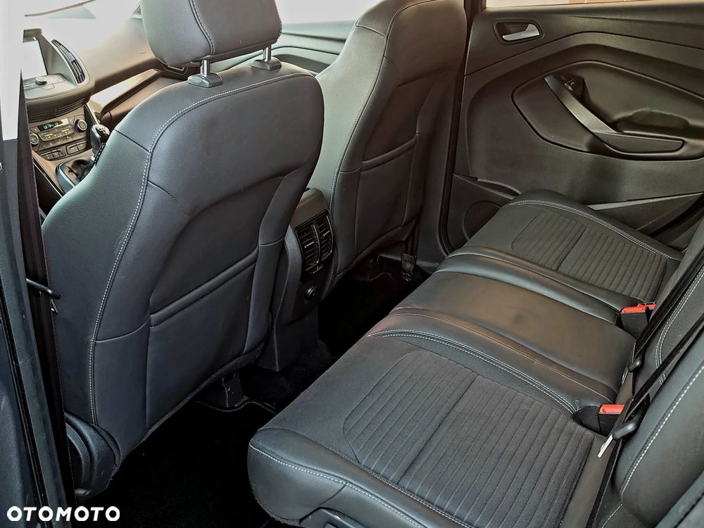 Ford Kuga 2.0 TDCi Titanium - 25