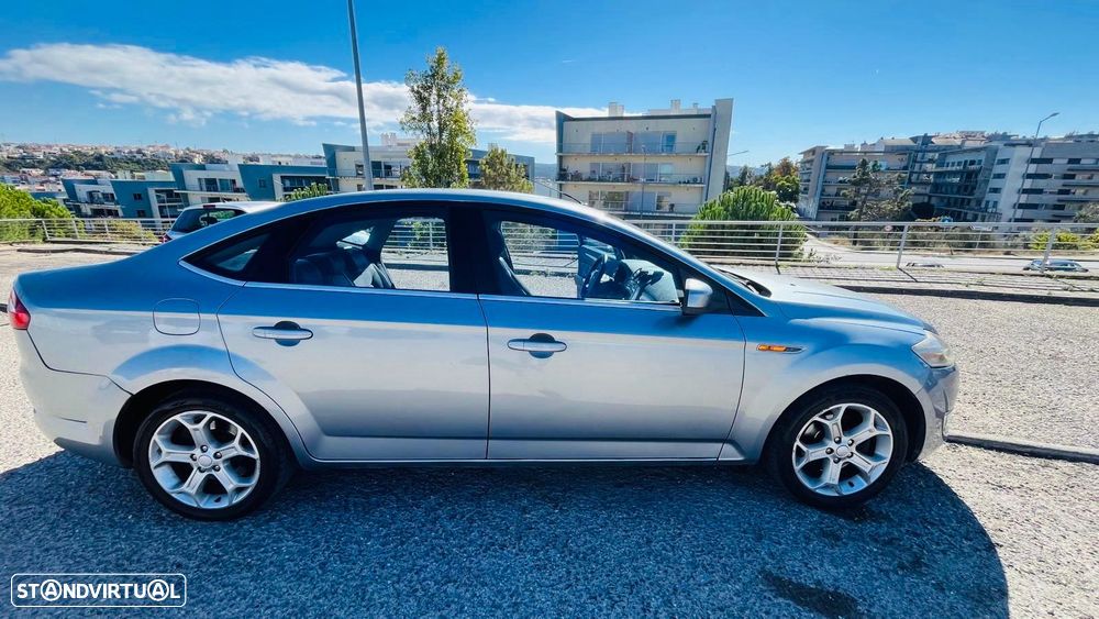 Ford Mondeo 1.8 TDCi Titanium - 2