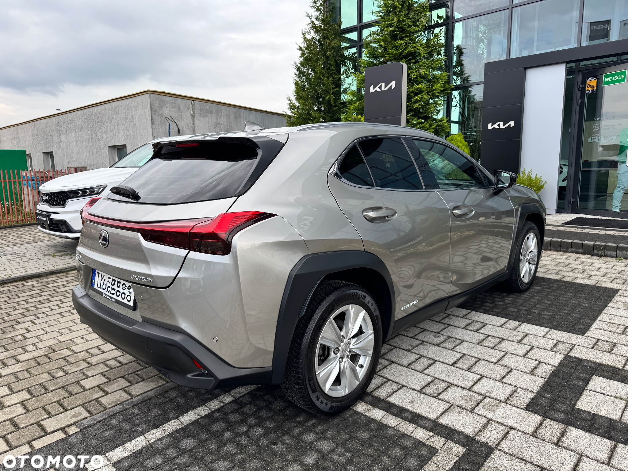 Lexus UX - 7