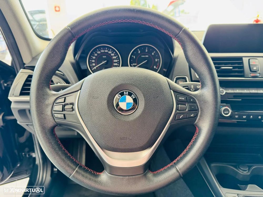 BMW 116 d Sport Line - 21