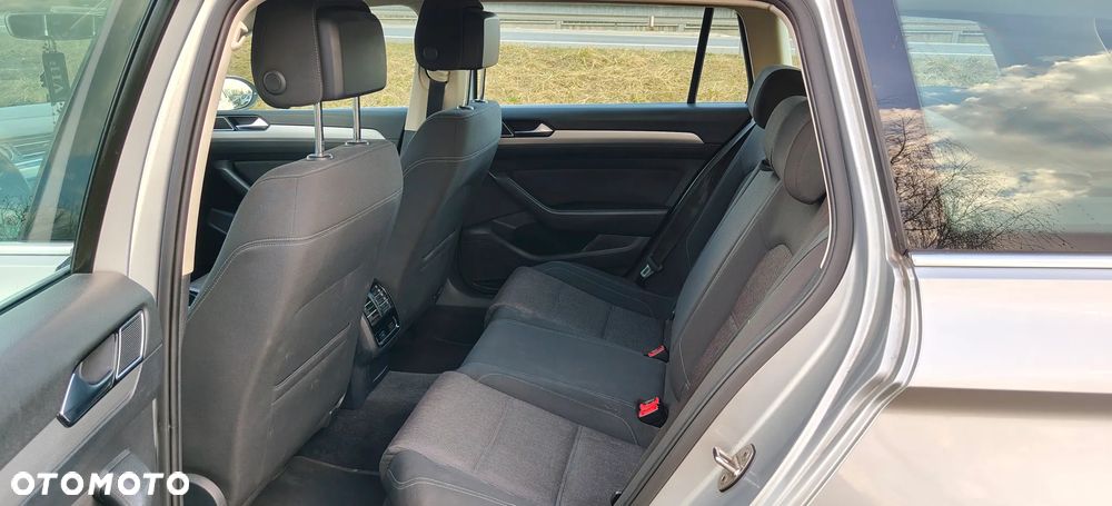 Volkswagen Passat Variant 1.6 TDI (BlueMotion Technology) Trendline - 7