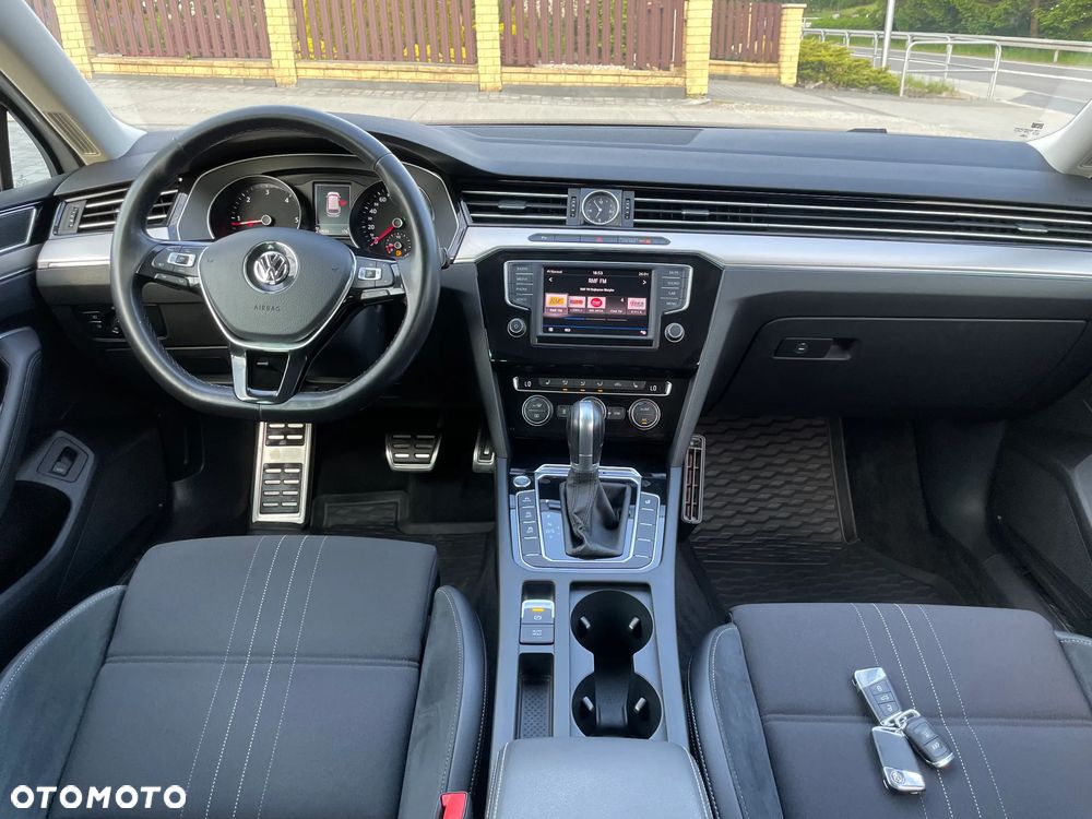 Volkswagen Passat Alltrack 2.0 TDI SCR 4Motion DSG (BMT) - 32