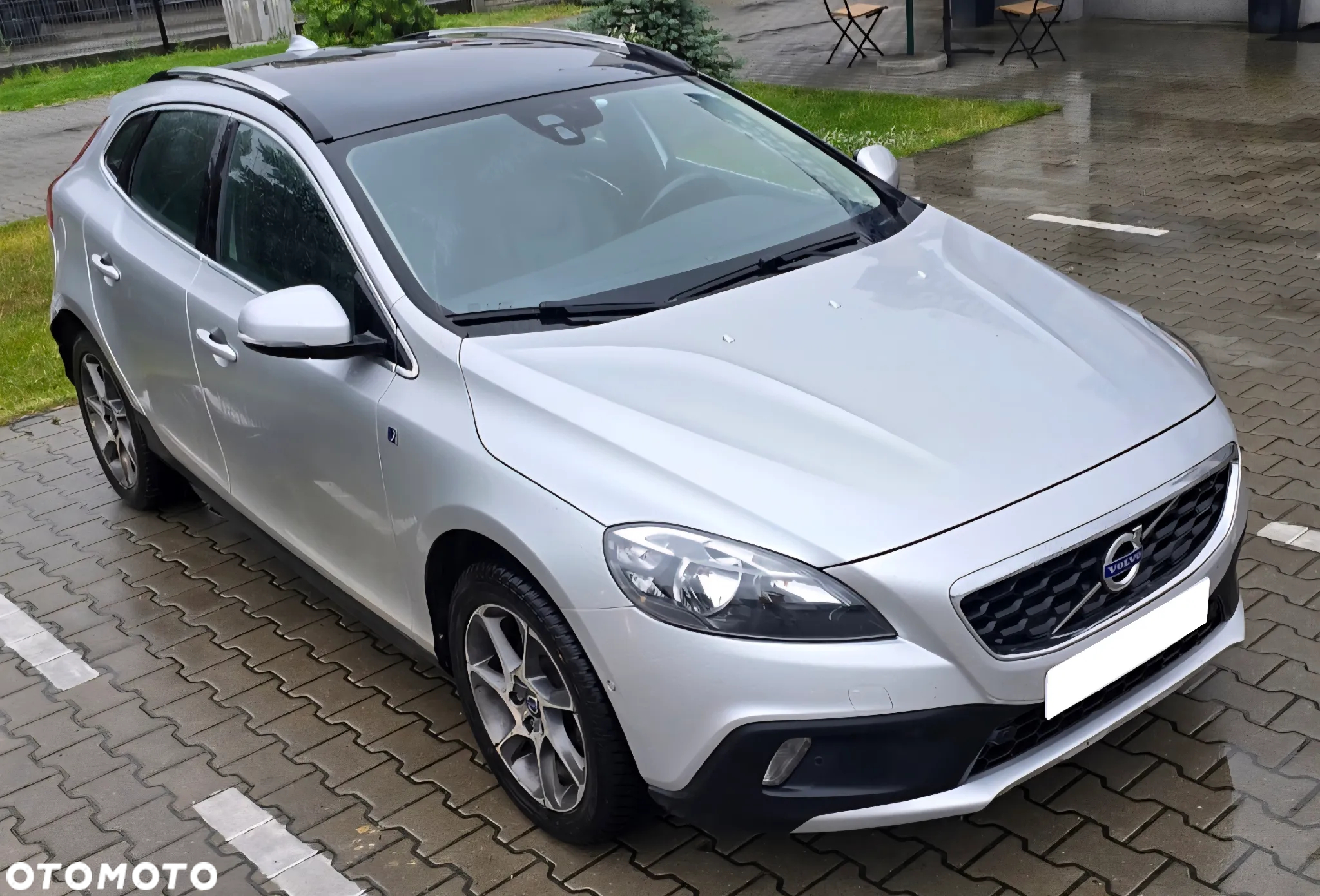 Volvo V40 Cross Country - 8