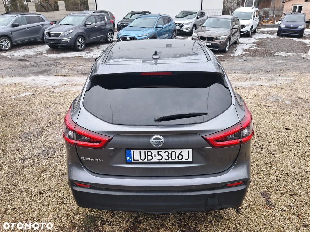 Nissan Qashqai - 25