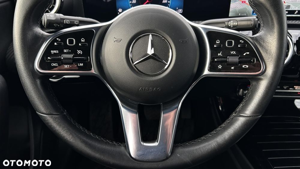 Mercedes-Benz Klasa A 200 Style 7G-DCT - 15