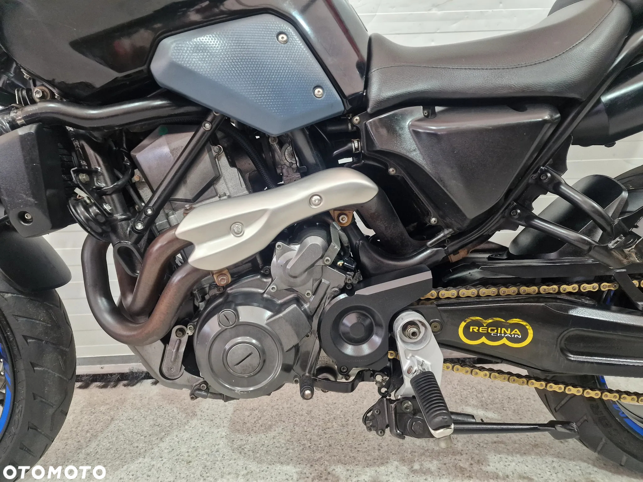 Yamaha MT - 12