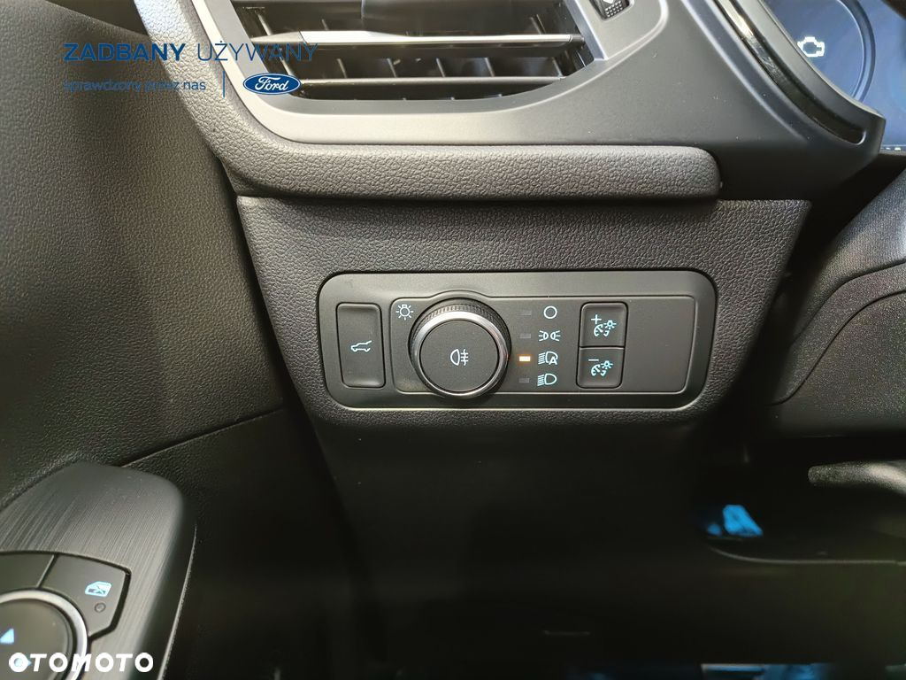 Ford Kuga 2.5 FHEV AWD ST-Line X eCVT - 18