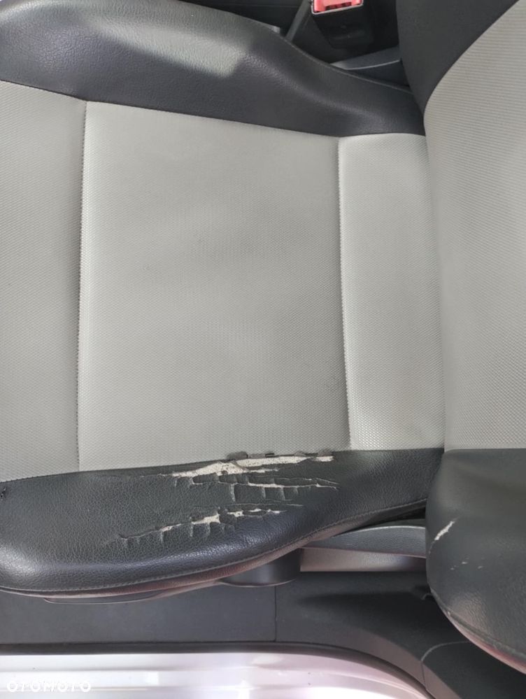 Volkswagen Caddy 1.6 TDI Comfortline DSG - 11