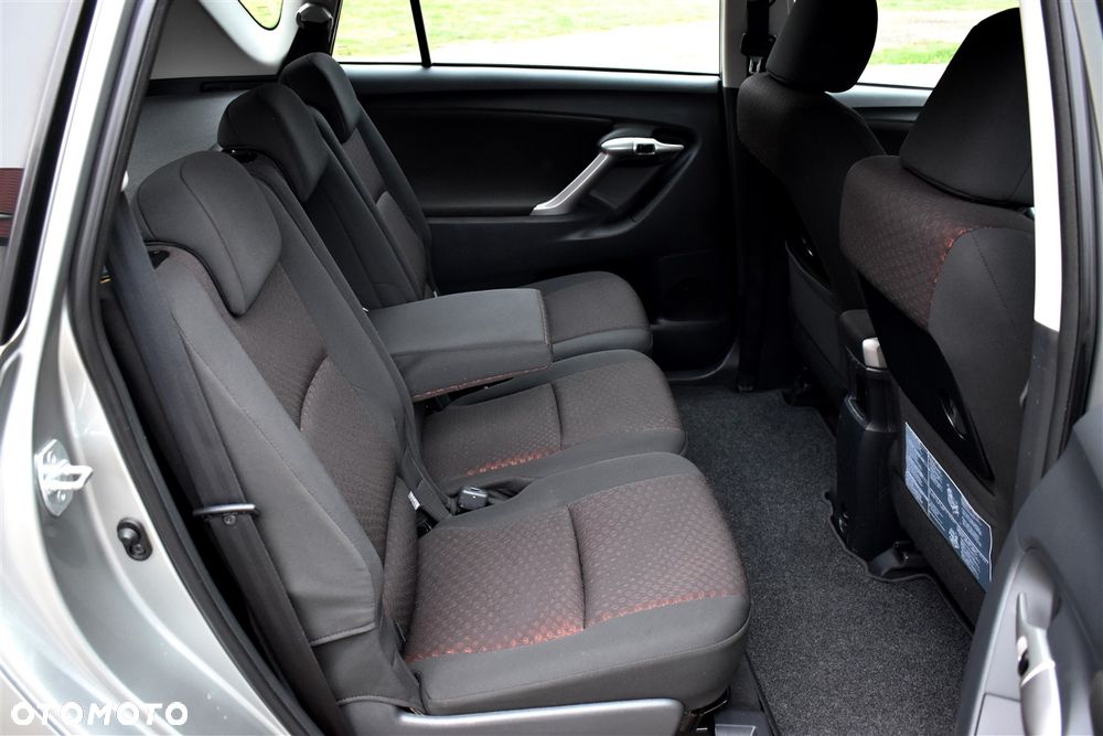 Toyota Verso 1.8 Multidrive Edition - 15