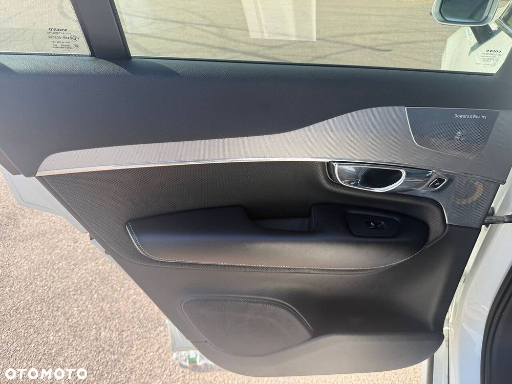 Volvo XC 90 - 16