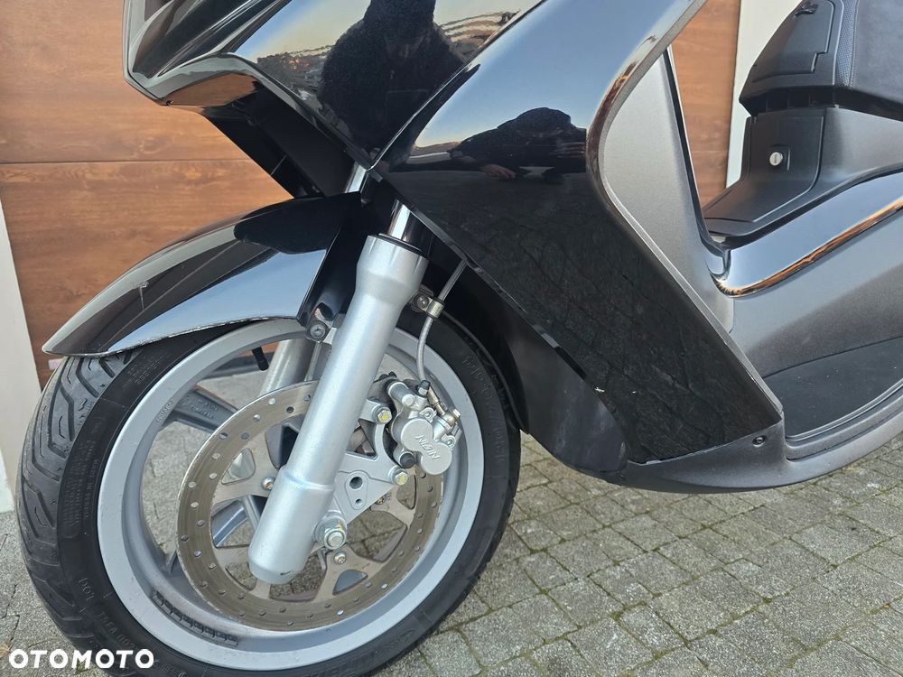 Peugeot Satelis - 22